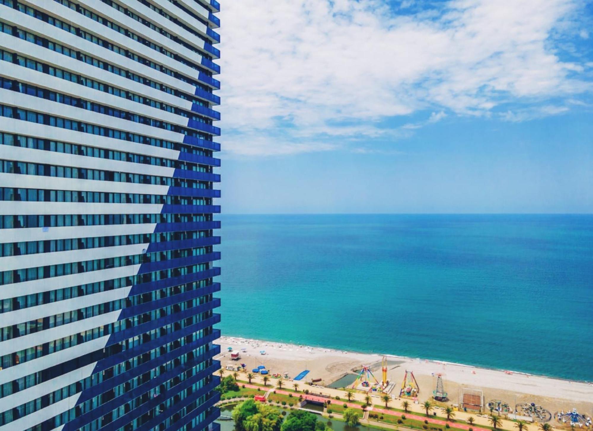 Orbi City Sea View Aparthotel Batumi Exteriör bild